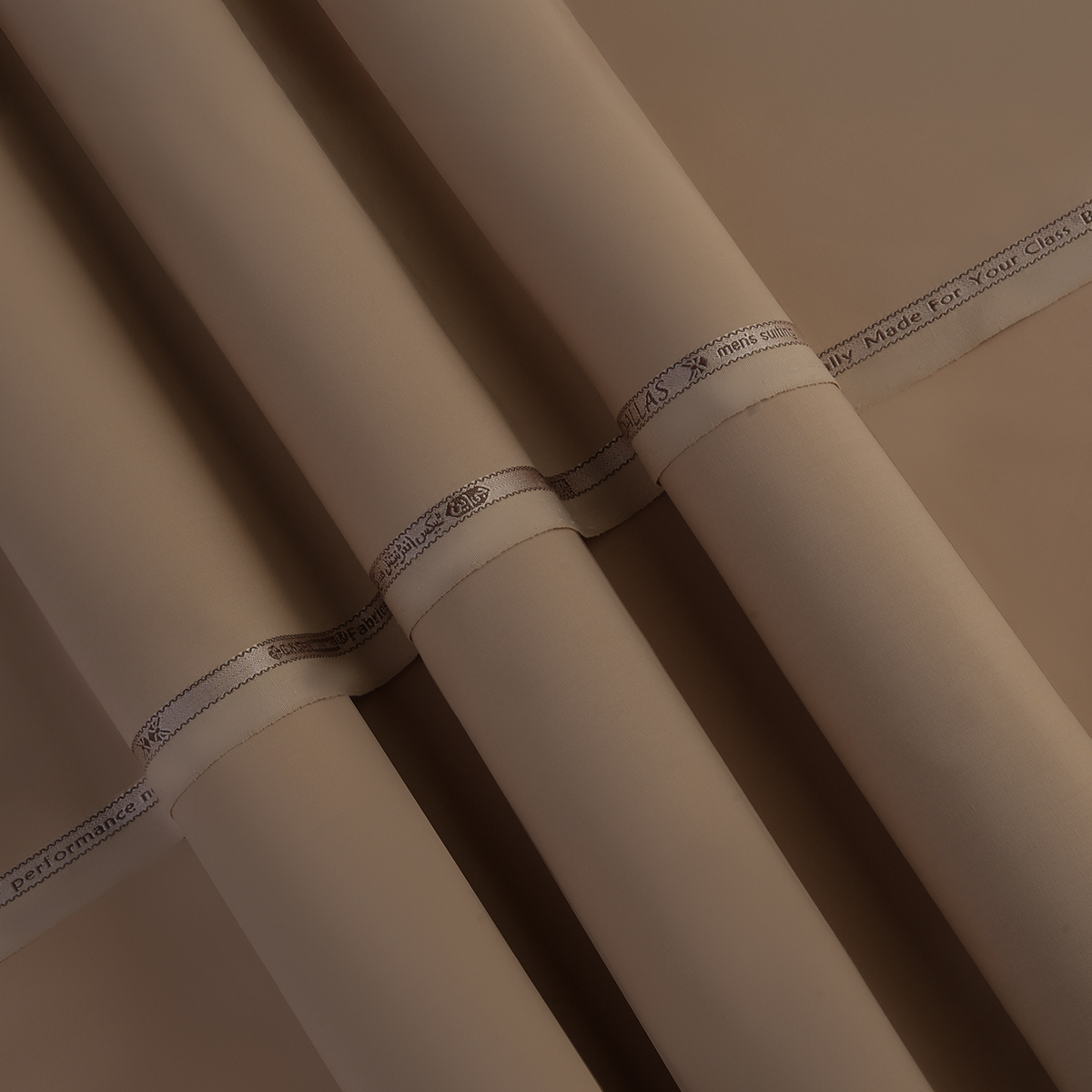 Dallas Suiting - Mid Brown SH#12